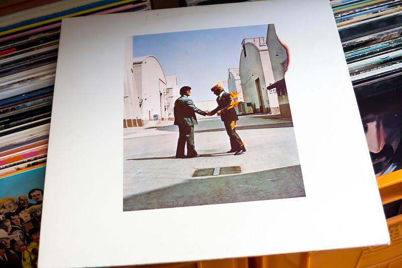 Photo Wish You Were Here - Pink Floyd by Trixi Skywalker, CC BY-ND 2.0, no changes were made photo